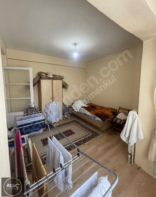 AI Home Staging öncesi örneği